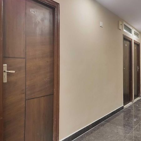 Hotel O Red Stone Hotels ハイデラバード エクステリア 写真