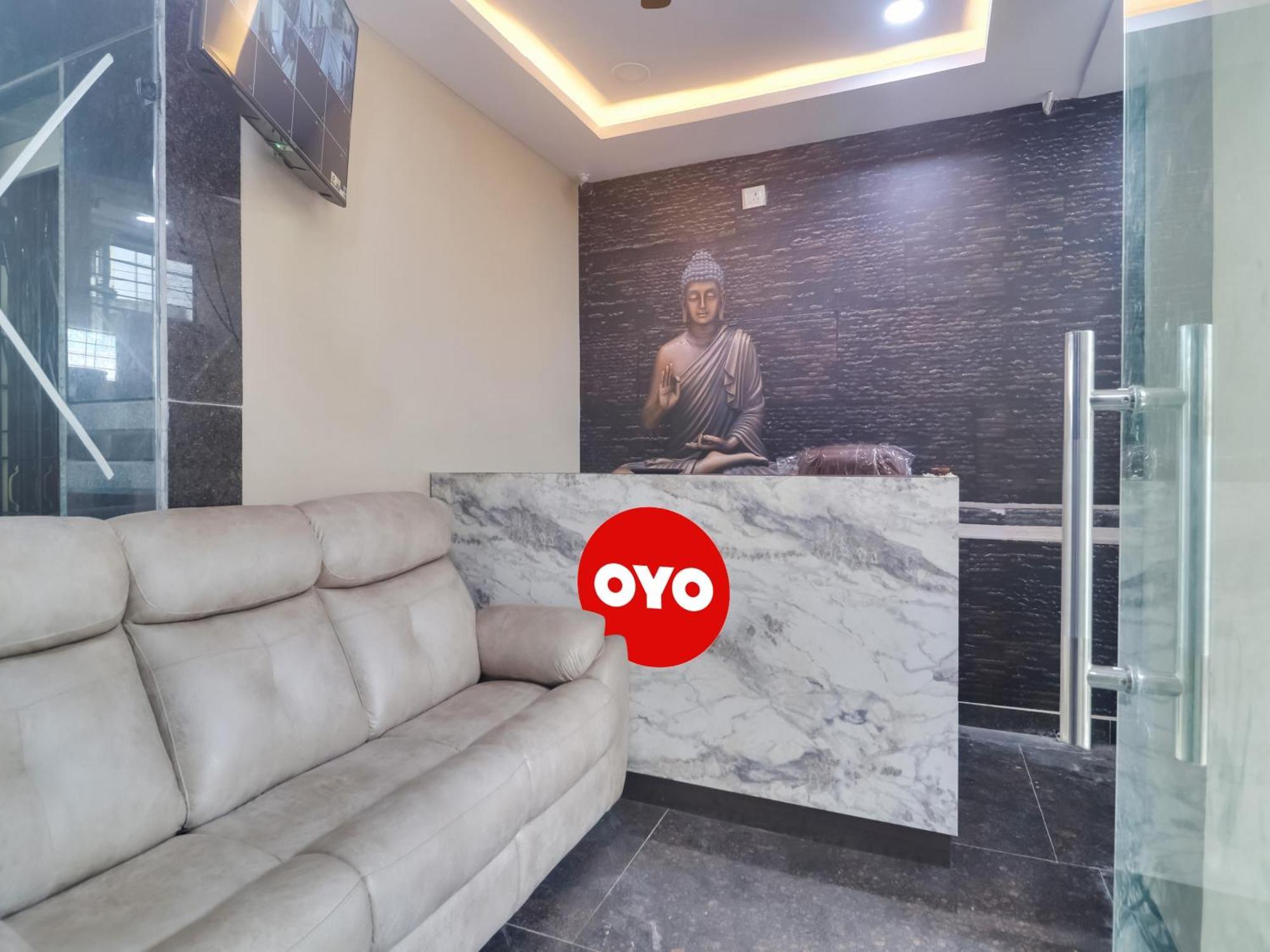 Hotel O Red Stone Hotels ハイデラバード エクステリア 写真