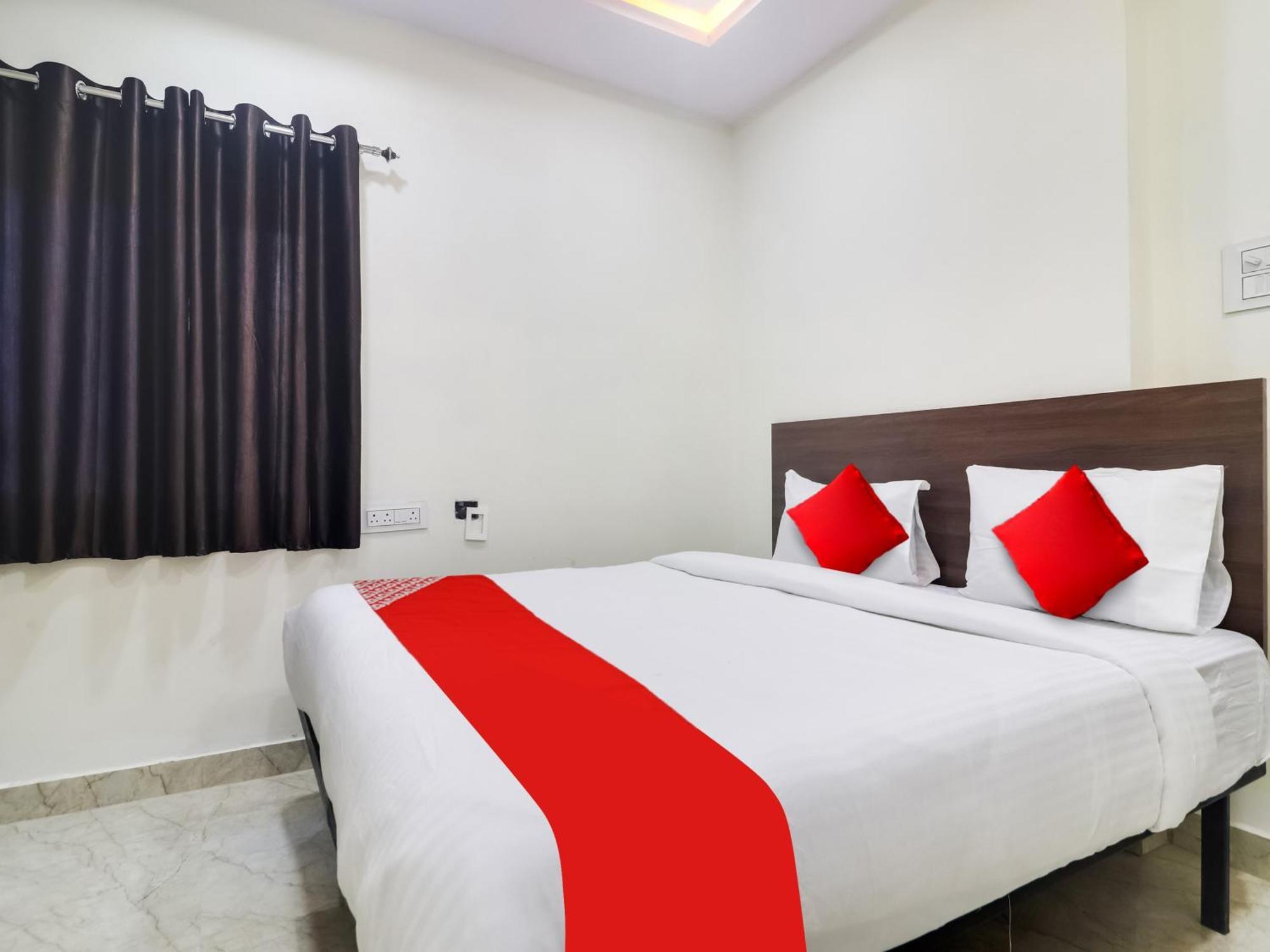 Hotel O Red Stone Hotels ハイデラバード エクステリア 写真