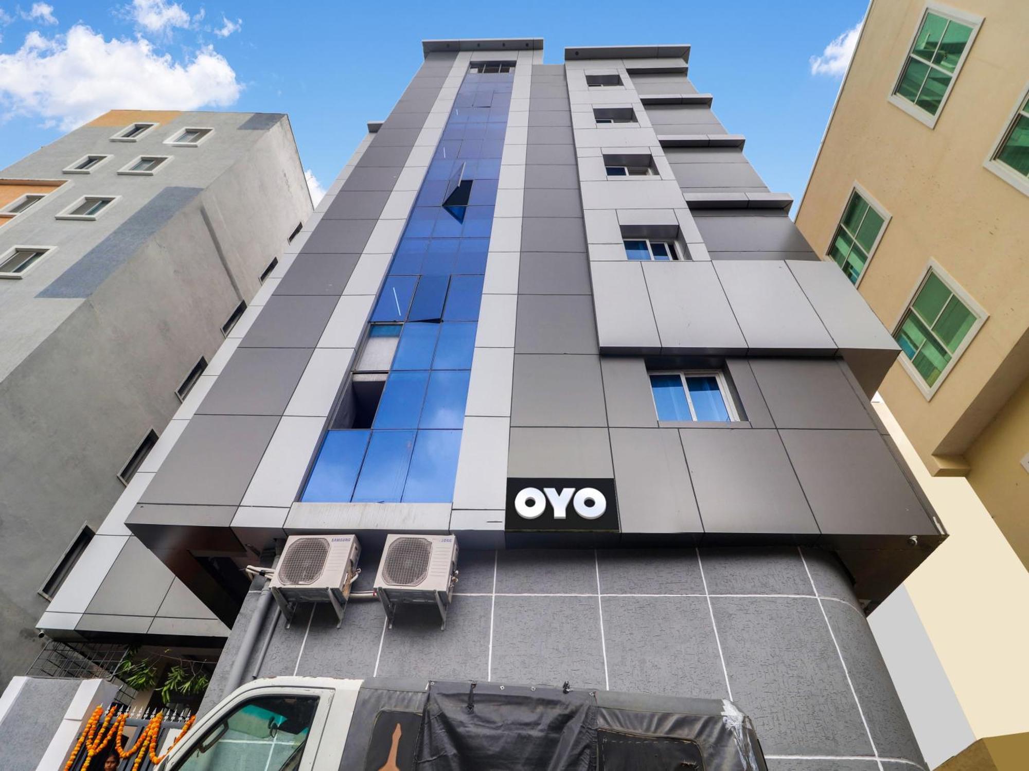 Hotel O Red Stone Hotels ハイデラバード エクステリア 写真